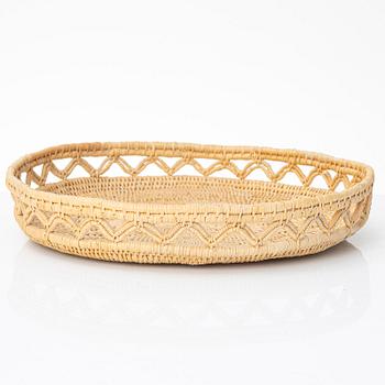 Basket, wickerwork.