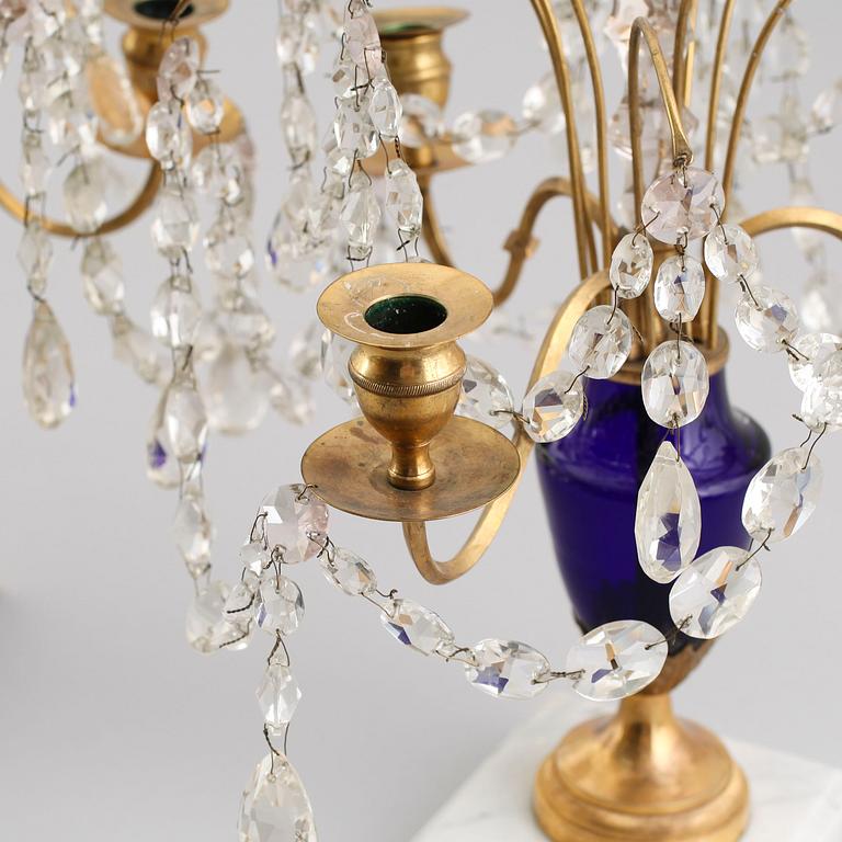 BORDSLYSTRAR, 1 par, gustaviansk stil, 1900-talets första hälft.