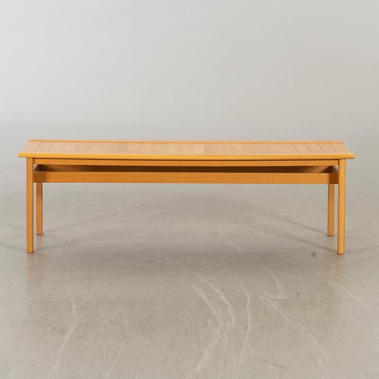 AN 1988 OAK BENCH LAMMHULT, SWEDEN.