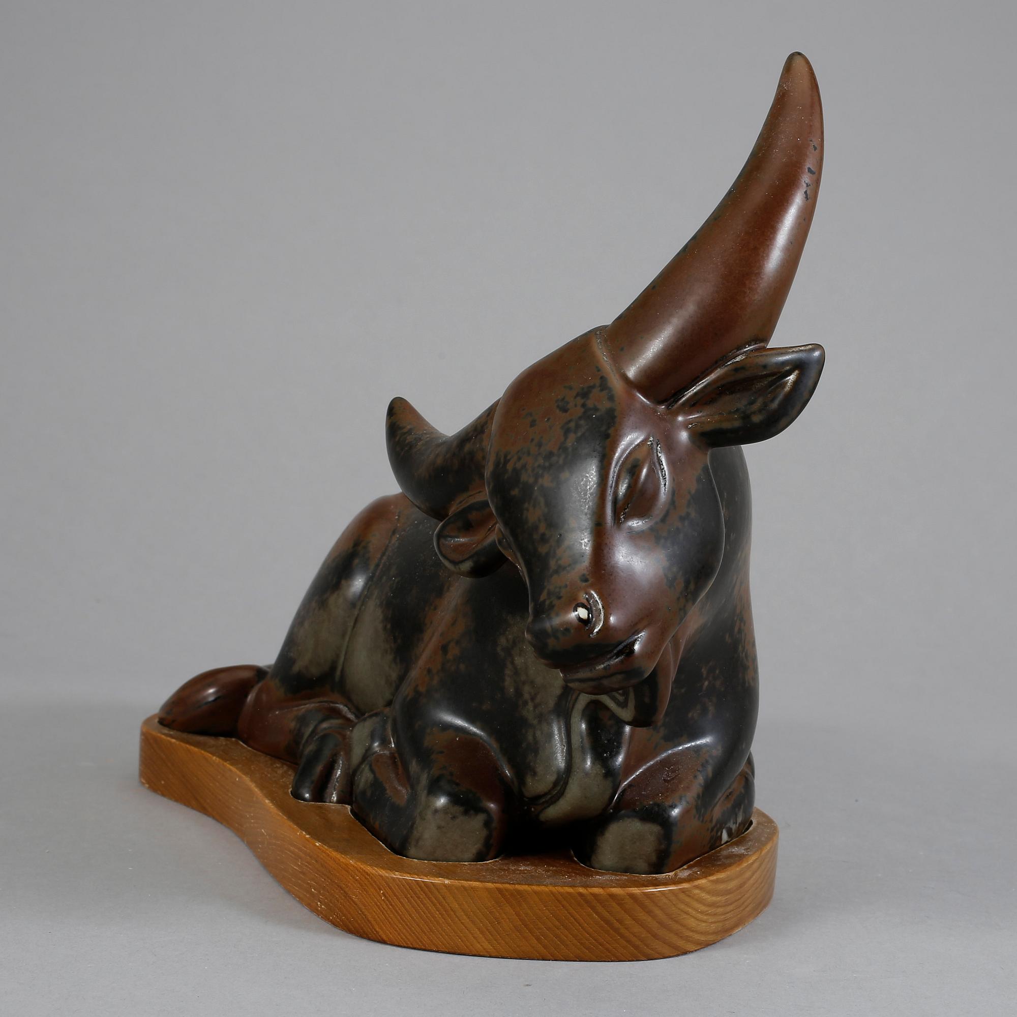 FIGURIN, stengods, Gunnar Nylund, Rörstrand, signerad GN. 1900-talets mitt/andra hälft.