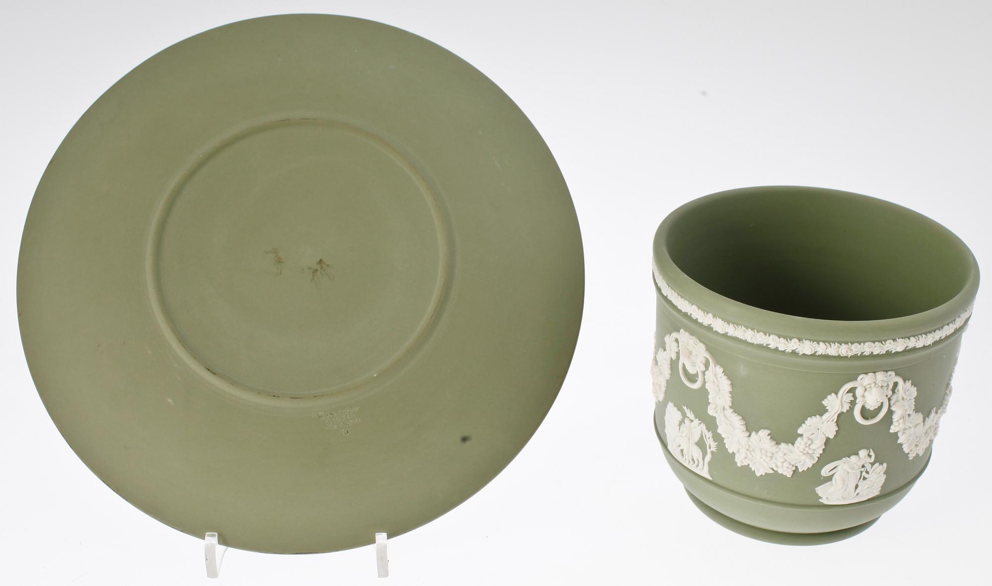 FAT SAMT YTTERFODER, jasperware, Wedgwood England, 1900-tal.