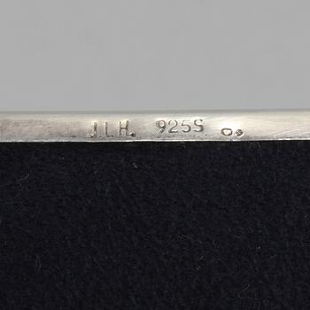 CIGARRSKRIN, sterlingsilver, importstämplat, 1900-talets andra hälft, total vikt 410 gram. .