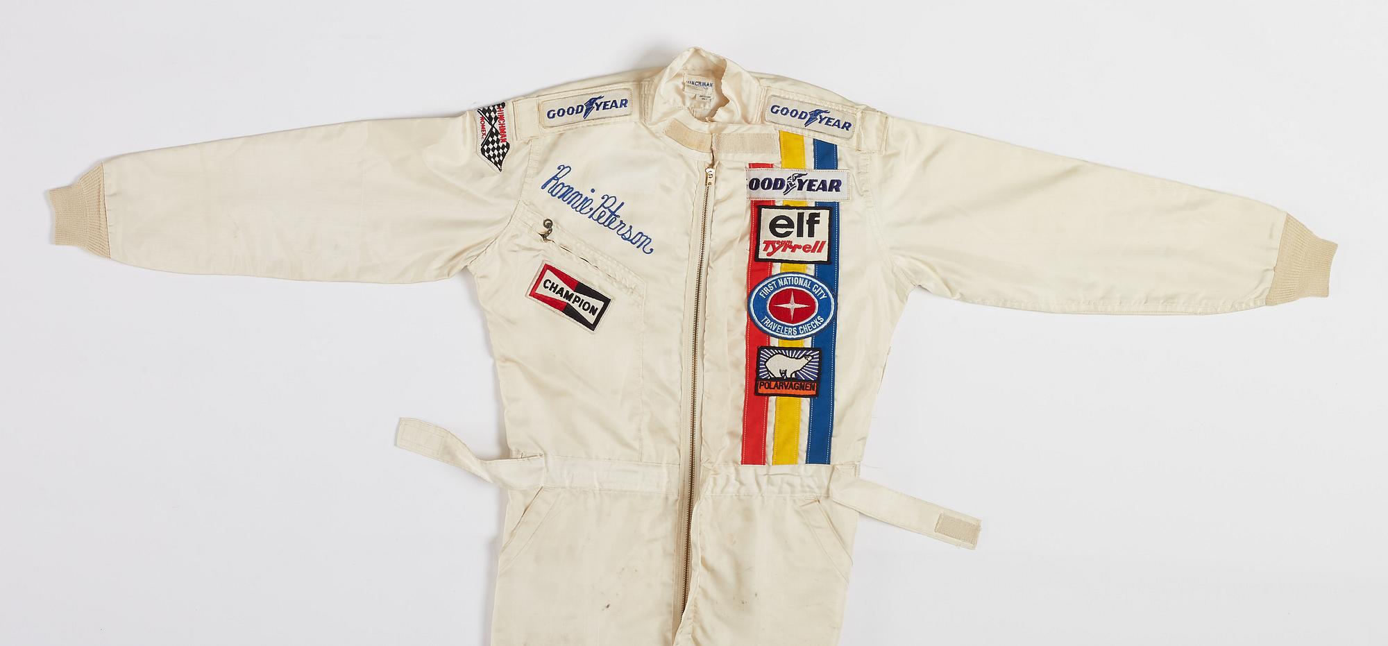 Ronnie Petersons raceroverall från 1977.