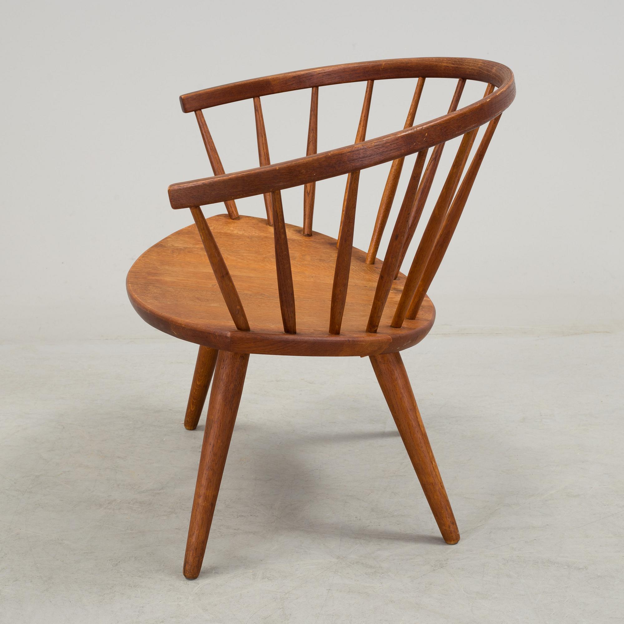 YNGVE EKSTRÖM, an "Arka" armchair. Second half of the 20th century.