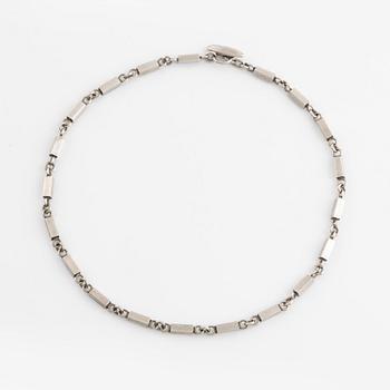 Arvo Saarela, silver necklace.