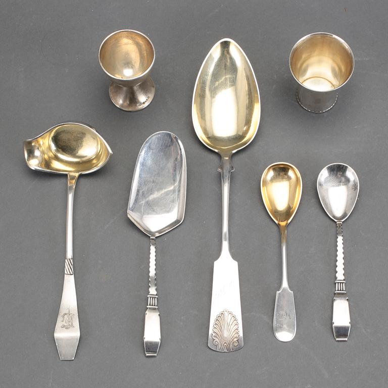 PARTI SILVER, 7 delar. Finland och Sverige, 1900-tal. Bl a Stockholm 1931. Vikt ca 254 gram.