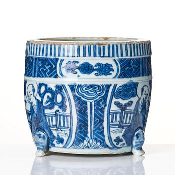 A blue and white tripod censer, Ming dynasty, Wanli (1572-1620).