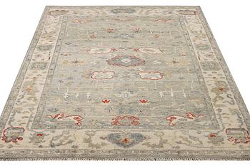 A Mamluk carpet, c. 315 x 245 cm.