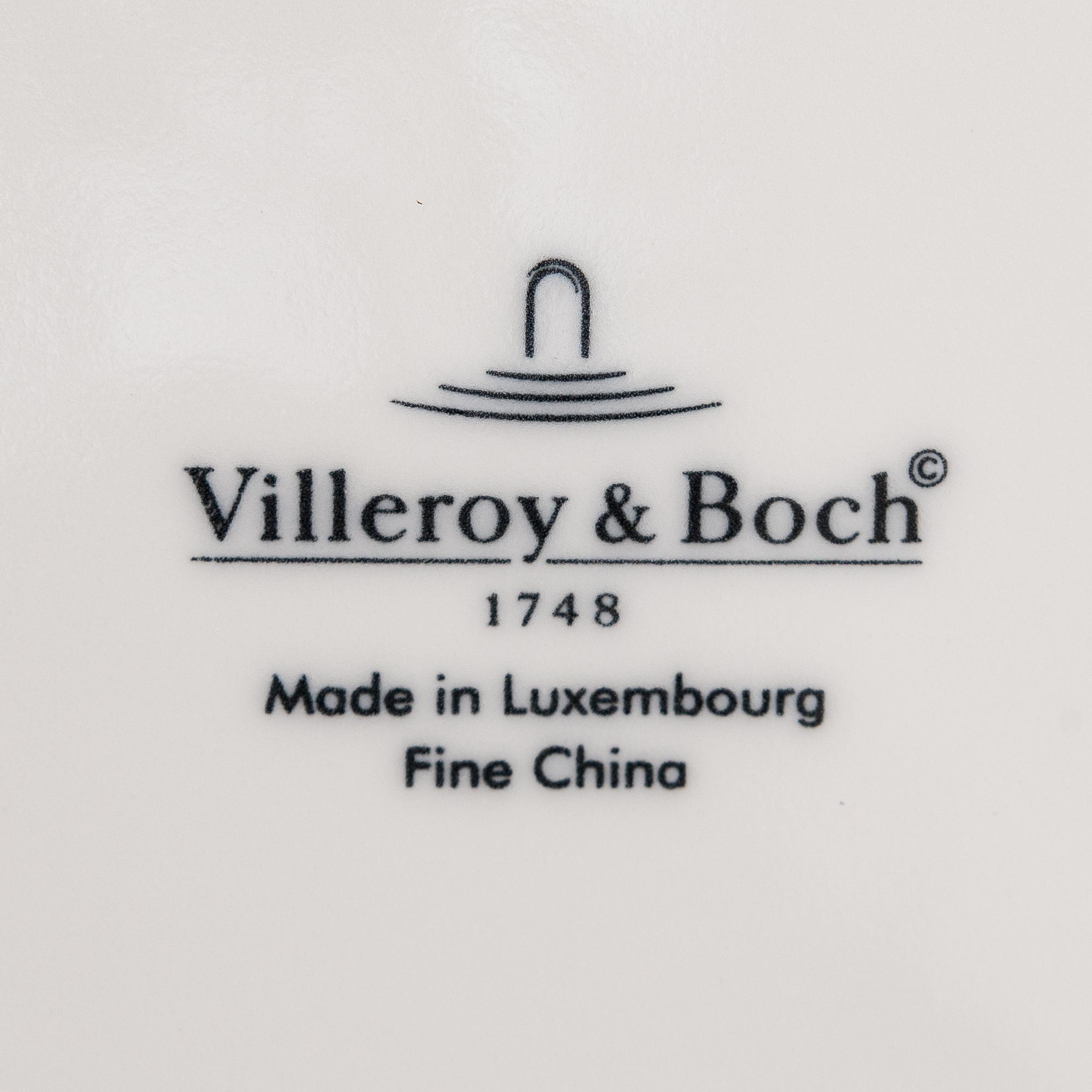 Service parts, "New wave", 37 parts, Villeroy & Boch. Germany.