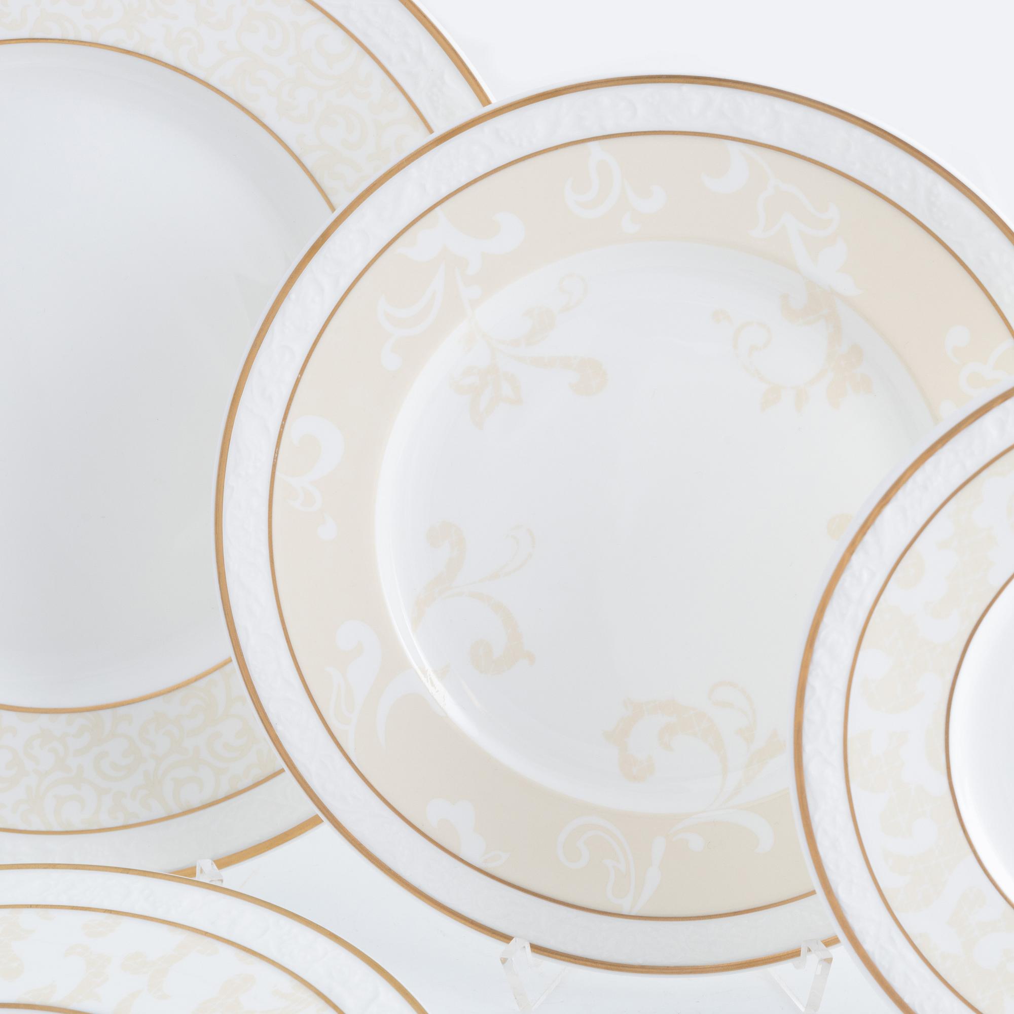 Matservis, porslin, 76 delar, "Ivoire", Villeroy & Boch Heinrich, Tyskland.