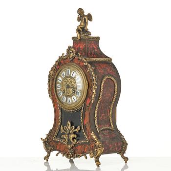 A Rococo-style mantle clock, around 1900.