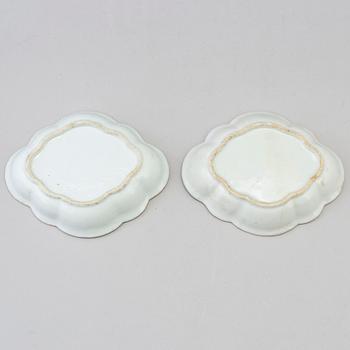 Two famille rose export porcelain dishes, Qing dynasty, Qianlong (1736-95).