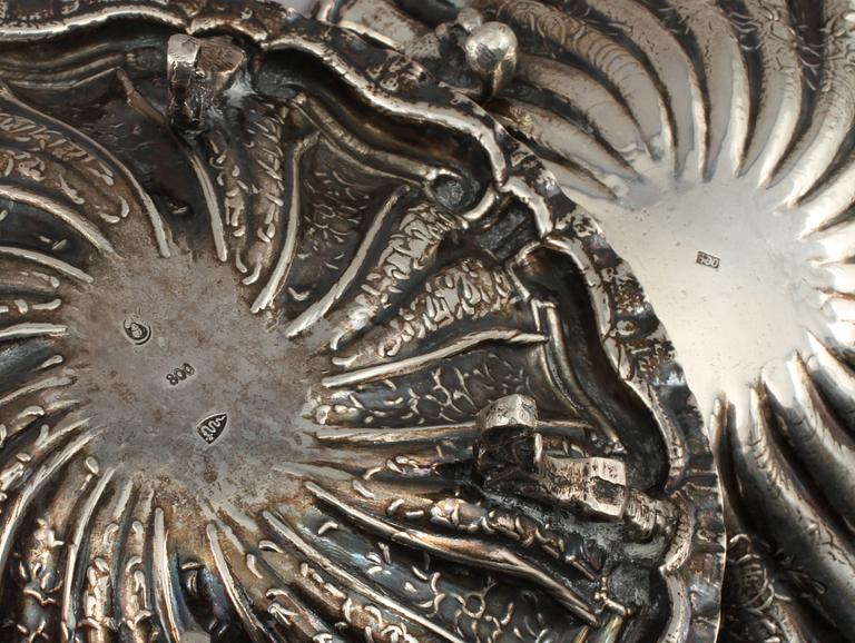 PARTI SILVER, 10 delar, delvis låghaltigt, 1900-talets första hälft, vikt 651 g.