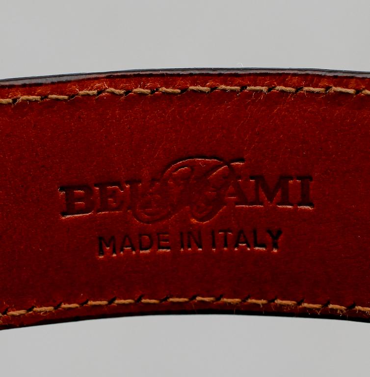 SKOR SAMT BÄLTE, brunt skinn, Italien.