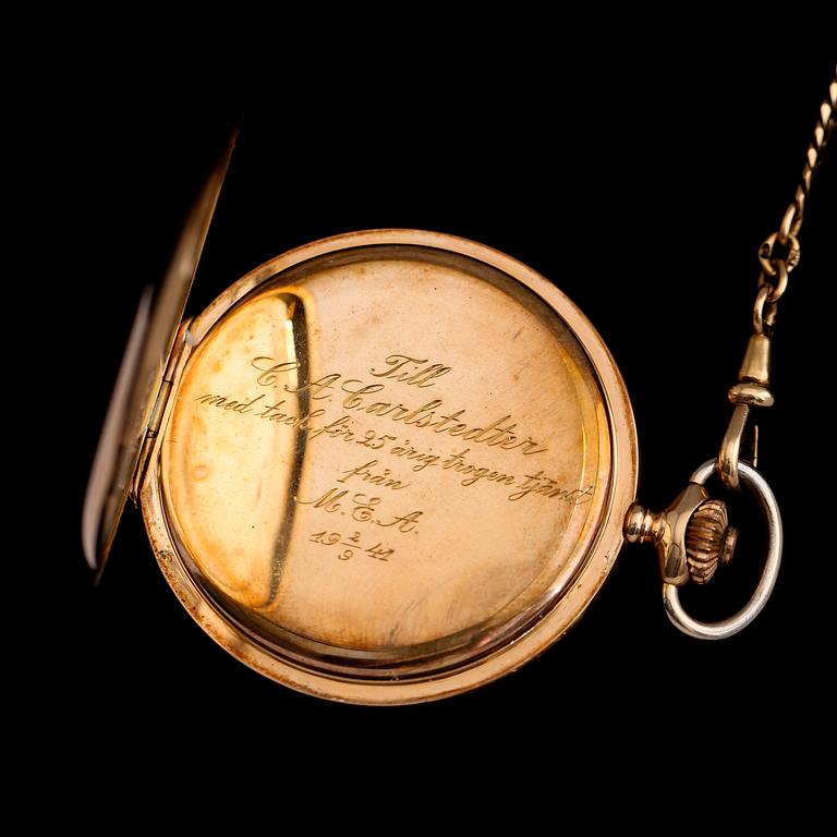 FICKUR, 14 k guld med kedja 18 k guld, savonett,märkt Linderoth, Stockholm, 1930/40-tal. Tot vikt med urverk ca 90 gram.