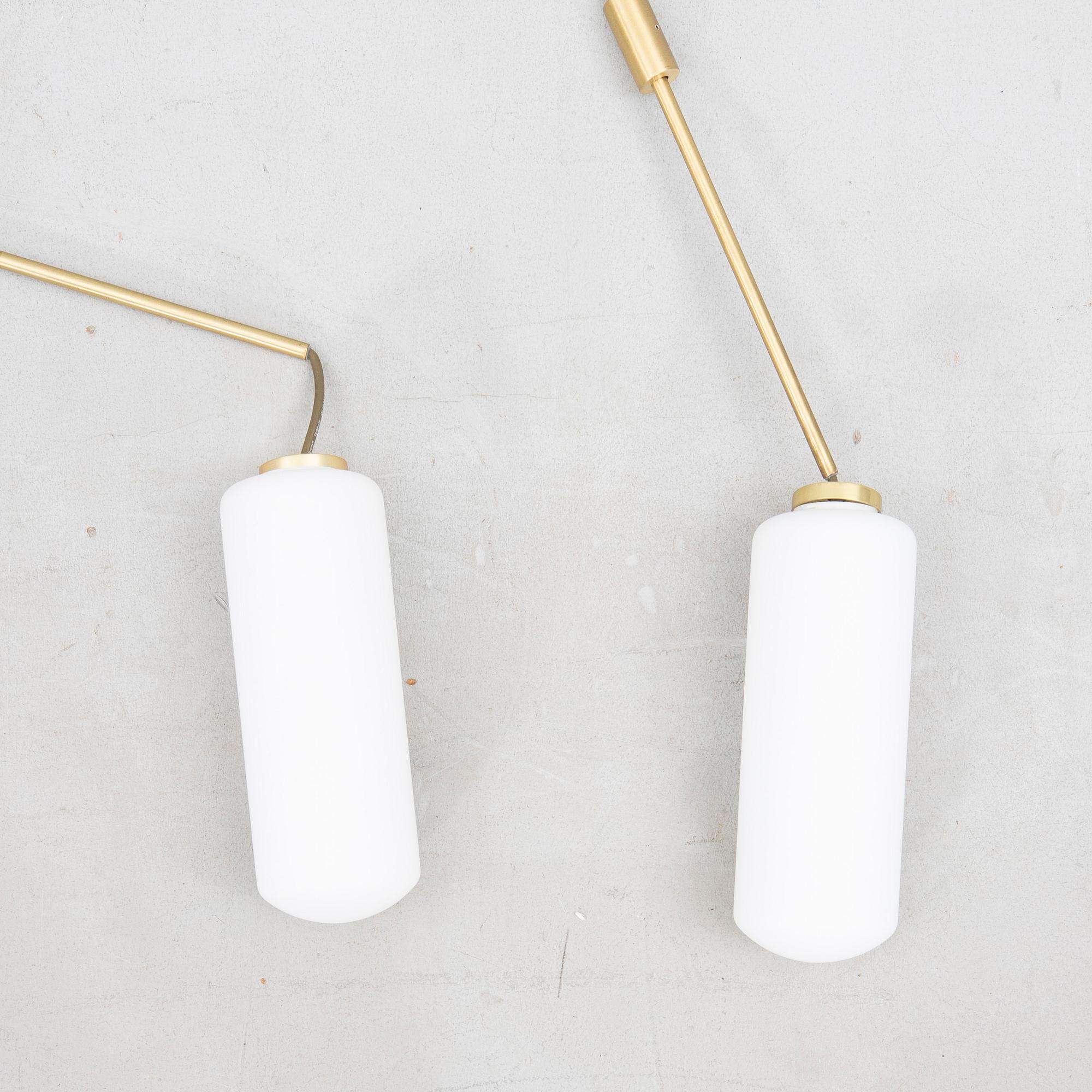 Taklampor, ett par, "Ventus lamp form 2", Frama, Danmark.