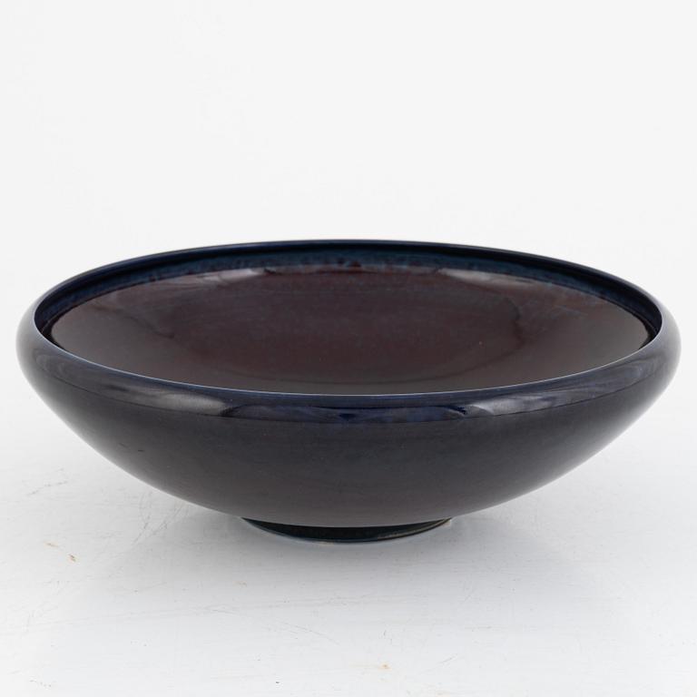 Berndt Friberg, bowl dish, stoneware, Gustavsberg Studio, Sweden, 1969.