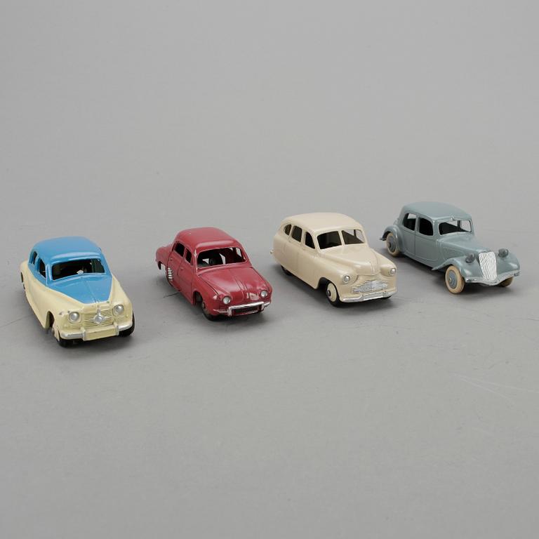 LEKSAKSBILAR, 4 stycken, metall, Dinky Toys.