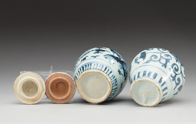 Two blue and white jars with covers, Ming dynasty, Wanli (1573-1620).