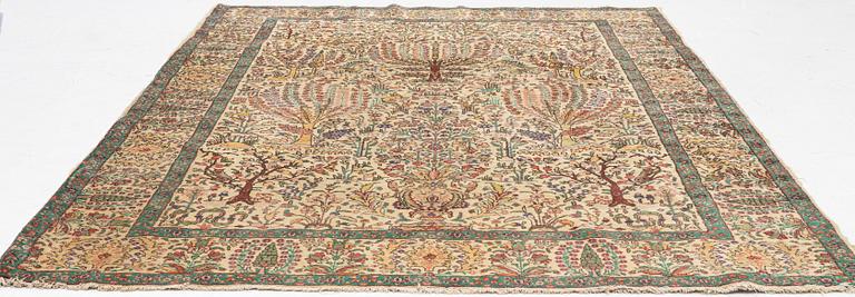 Matta, semiantik Täbris, Nordvästra Persien, ca 285 x 196 cm.