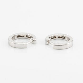 Hoop earrings, 14K white gold with brilliant-cut diamonds.