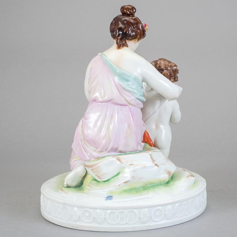 FIGURGRUPP, porslin, Volkstedt, Tyskland, 1900-talets första hälft.