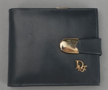 LOMPAKKO, Dior.