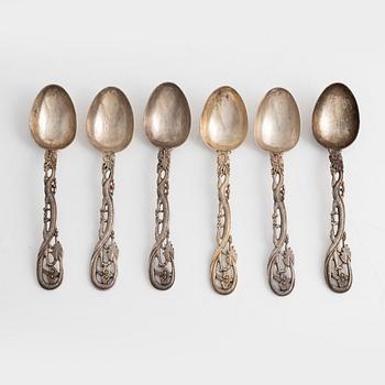 A set of six Chinese spoons, 20th Century.