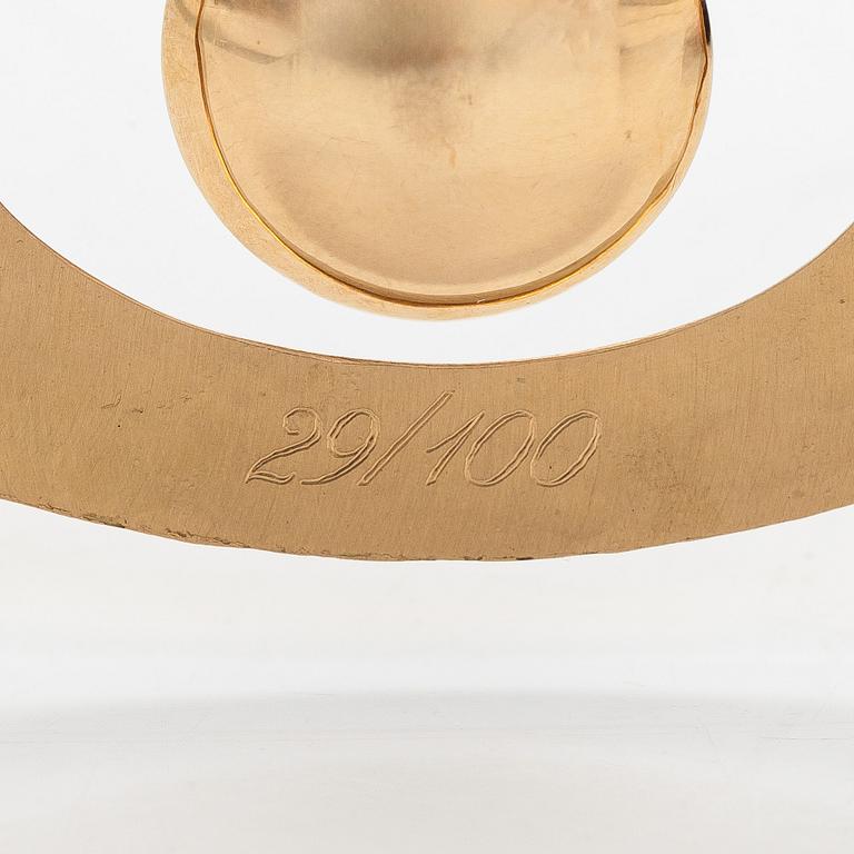 Tapio Wirkkala, riipus, "Päärynä", 18K kultaa.