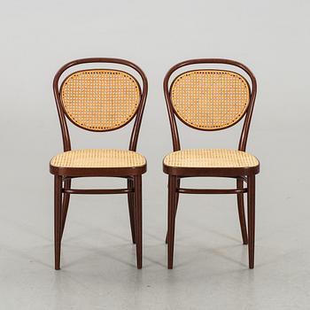 A PAIR OF THONET BENTWOOD CHAIRS END OF 20TH CENTURY,