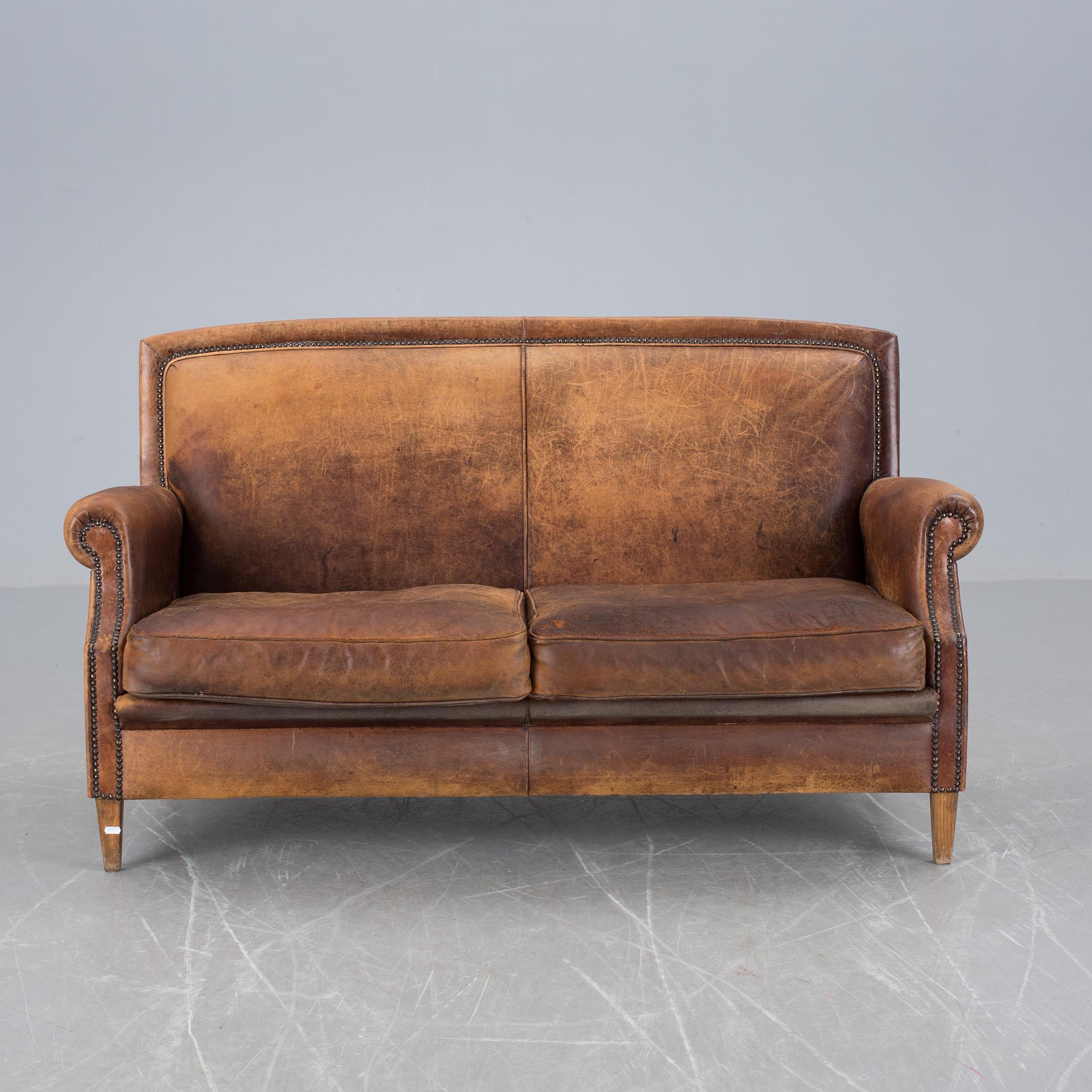 SOFFA, engelsk stil, 1900-talets slut.