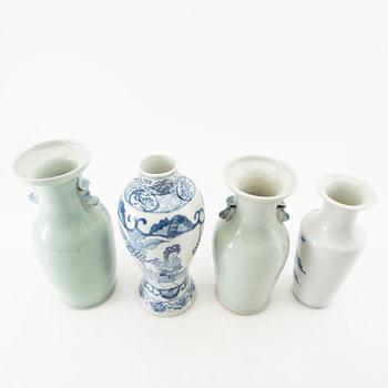 Vaser 4 st Kina sen Qing/1900-tal porslin.