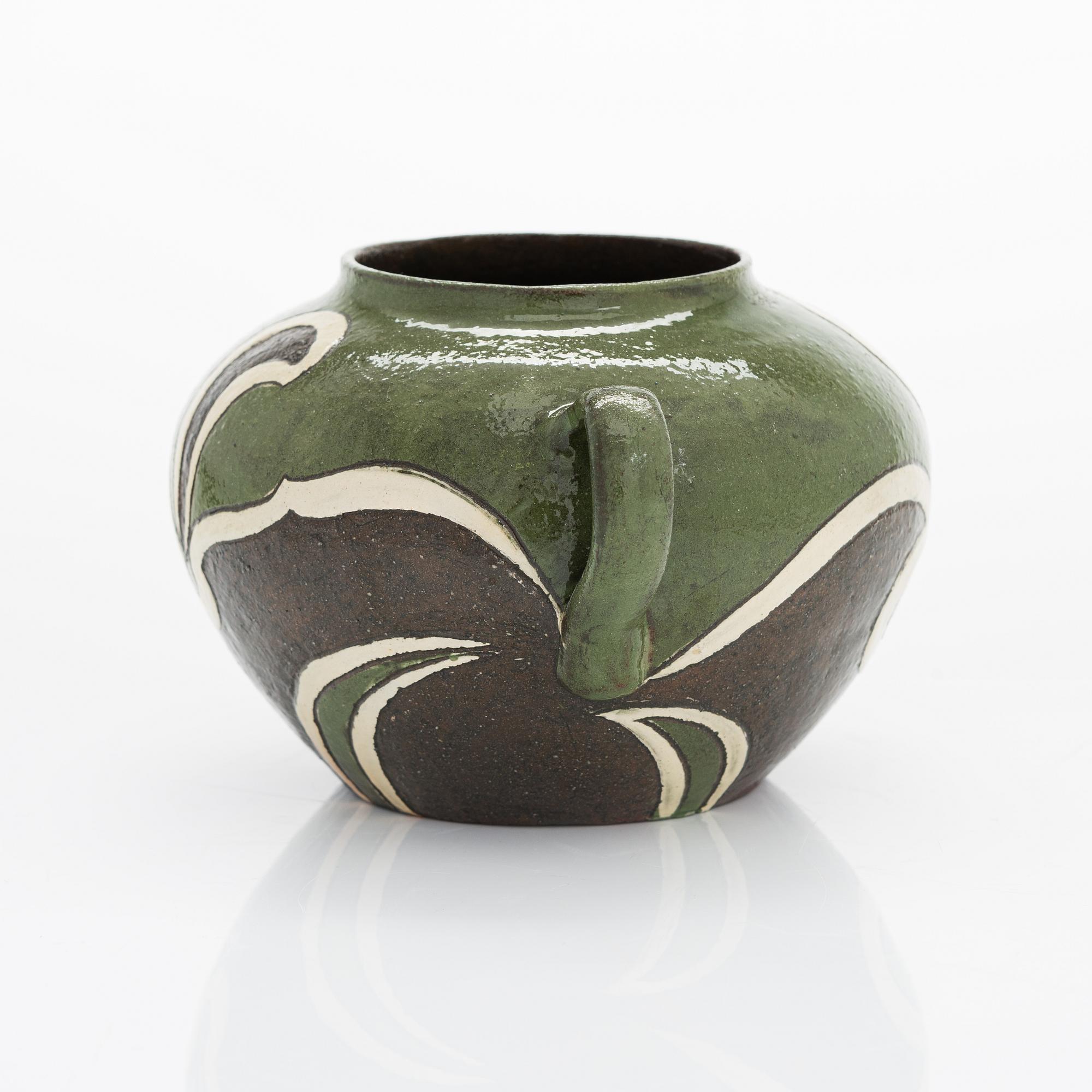 Alfred William Finch, a ceramic pot, Iris 1901.