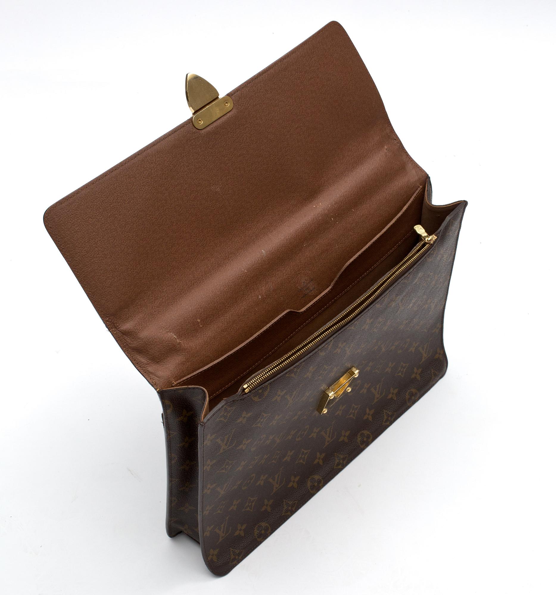 LOUIS VUITTON, portfölj, "Laguito".