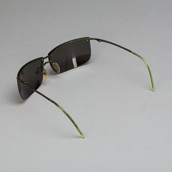SOLGLASÖGON, Gucci.