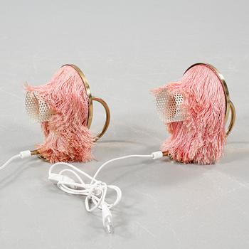 VÄGGLAMPOR, ett par, Hans Agne Jakobsson, Markaryd, 1900-talets andra hälft.