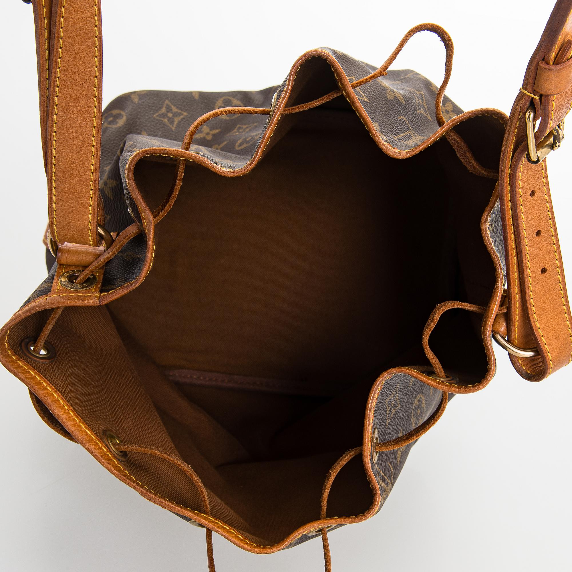 Louis Vuitton, "Petit Noé" bag.
