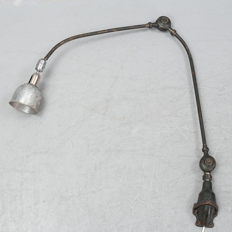A 'Triplex-Pemdel' industrial lamp, mid 20th Century.