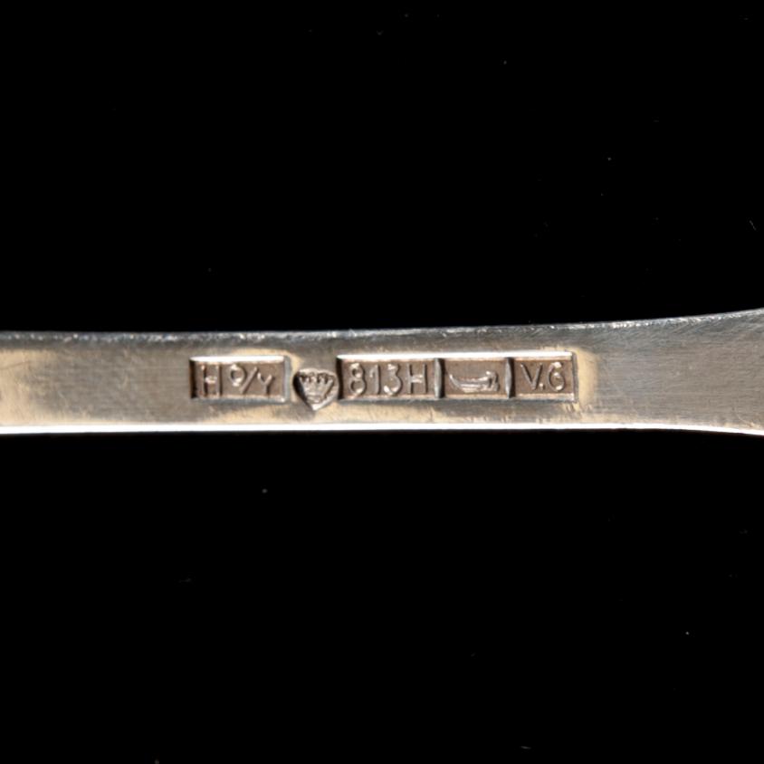 BESTICK, 6+6, silver, "Musslan", Helsingfors 1938. Knivbladen stål. Sammanlagd vikt ca 716 g.