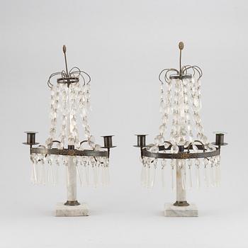 BORDSLYSTRAR, ett par, Louis XVI-stil, 1900-tal.