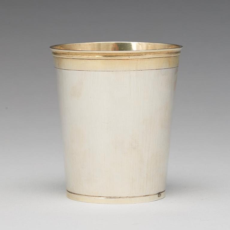 A Northern European late 17th/early 18th century parcel-gilt silver beaker, unmarked.