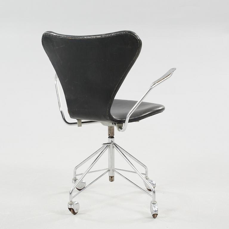 KONTORSSTOL, "Sjuan", Arne Jacobsen, Fritz Hansen, 1965.