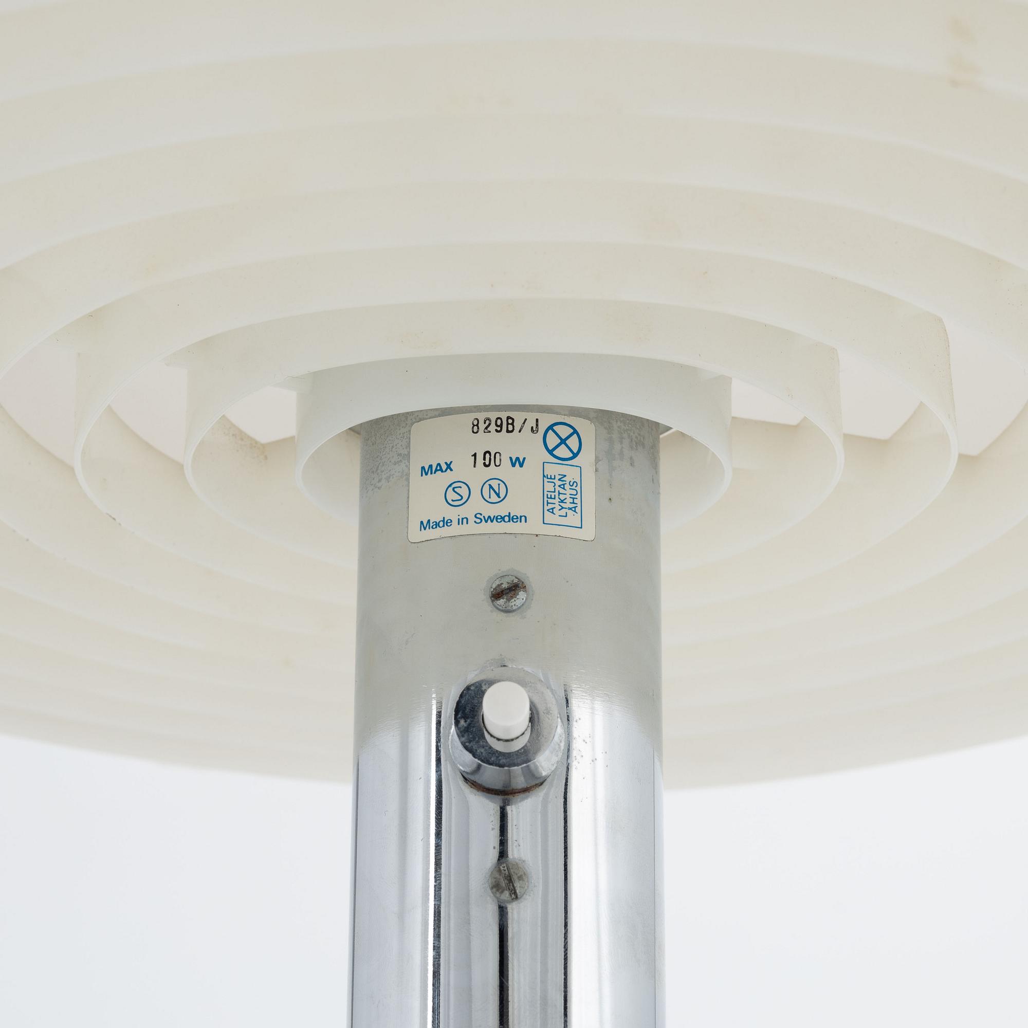 Anders Pehrson, a 'Knubblingen' table light, Ateljé Lyktan, Åhus.