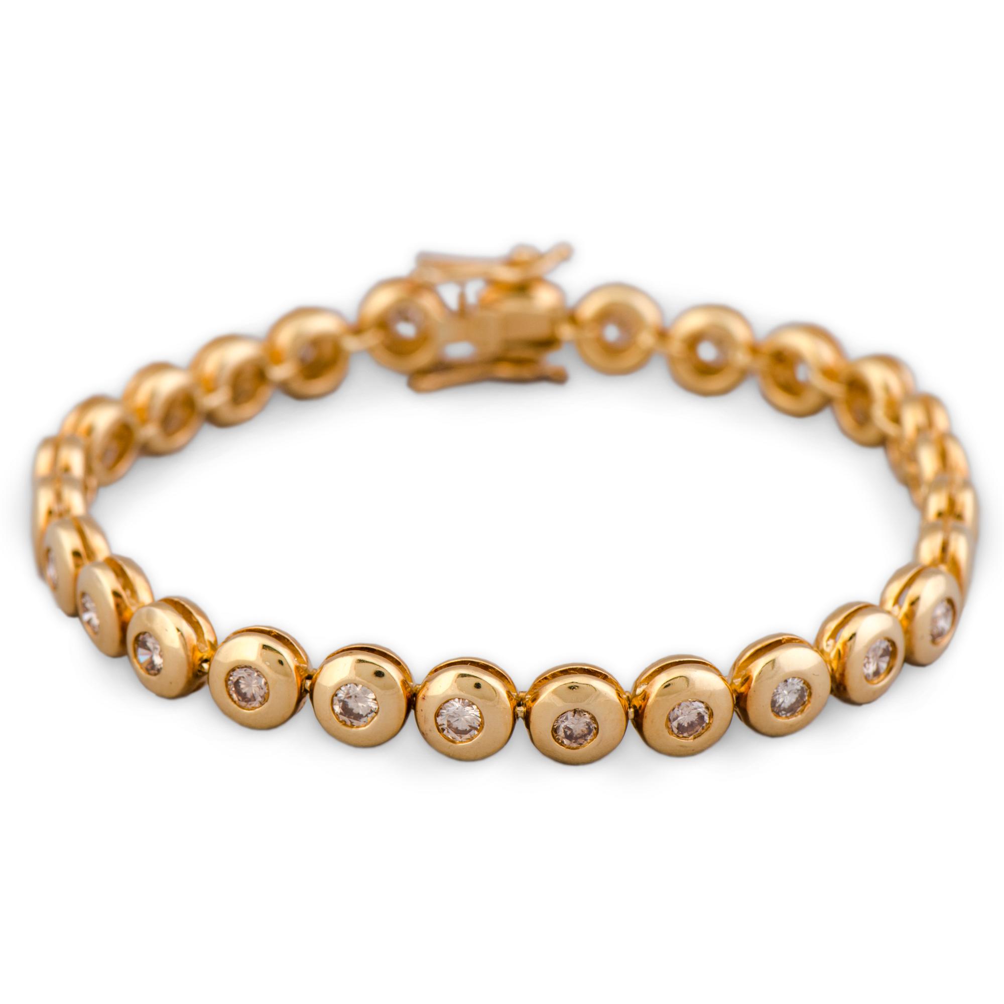 A BRACELET, brilliant cut diamonds, 14K gold.