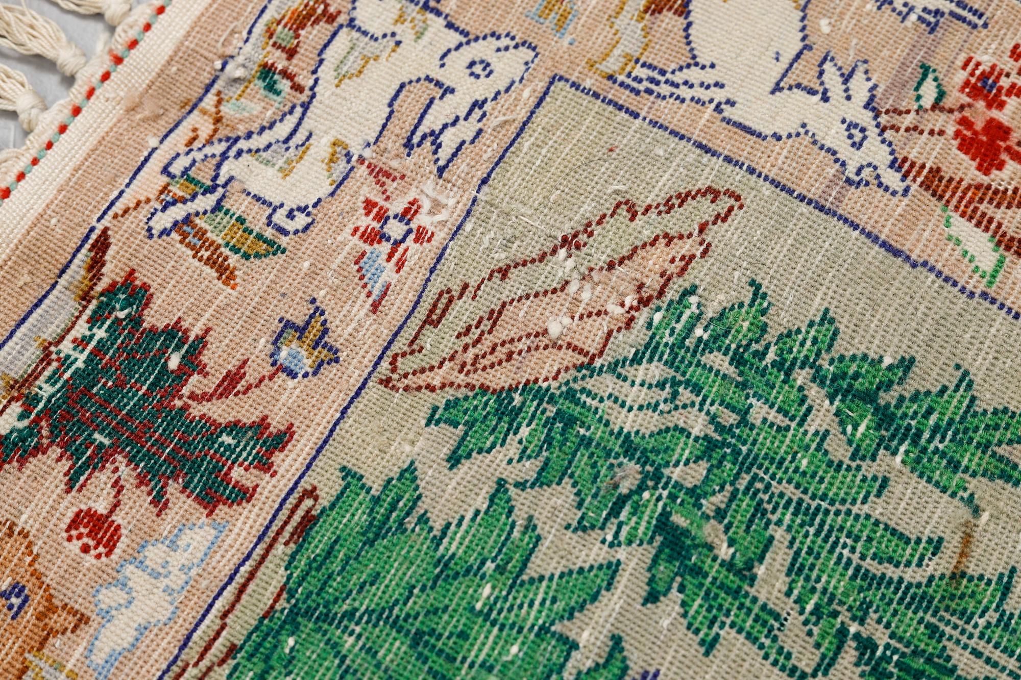 Matta, semiantik Isfahan, part silk, ca 101 x 66 cm.