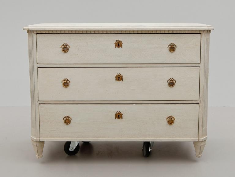 BYRÅ, gustaviansk stil, 1800-tal.