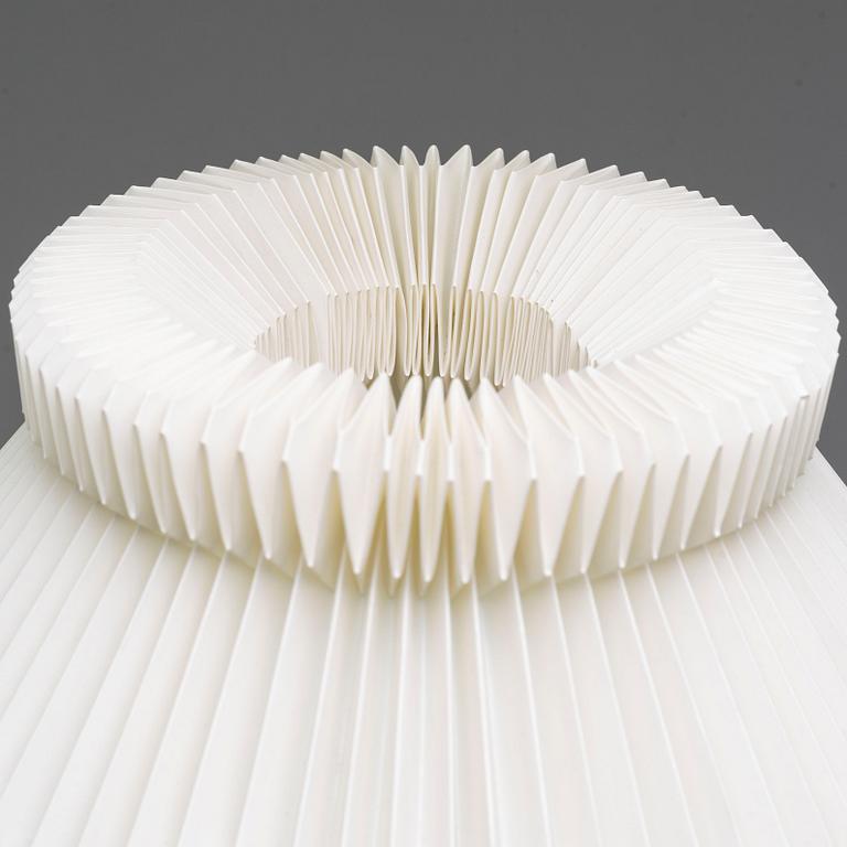 CARL-HARRY STÅLHANE, an eggshell glazed stoneware table lamp, Rörstrand Ateljé, Sweden 1950's.