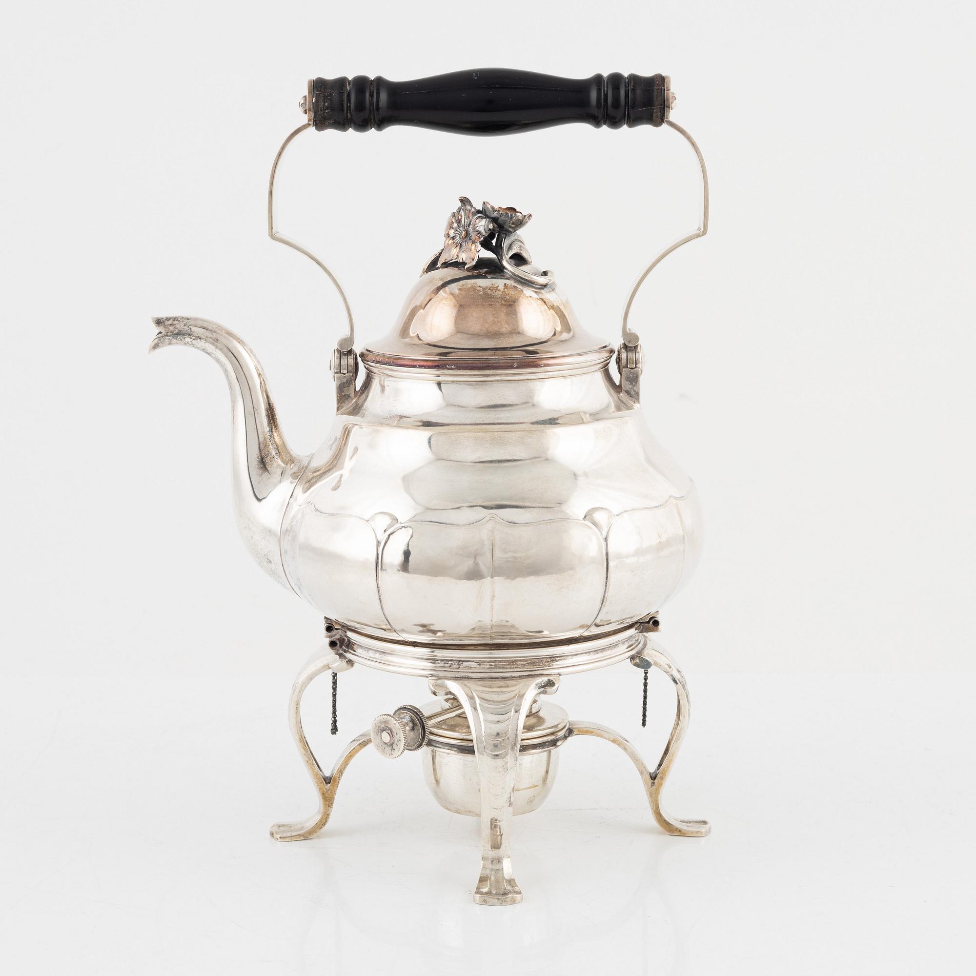 Guldsmedsaktiebolaget (GAB), tekanna på rechaud, silver, Stockholm 1920.