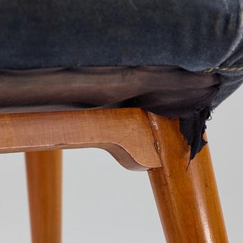 A dressing table with stool and mirror, Stil & Form Arkitektkontor för Möbler o. Inredningar, Stockholm, 1944.