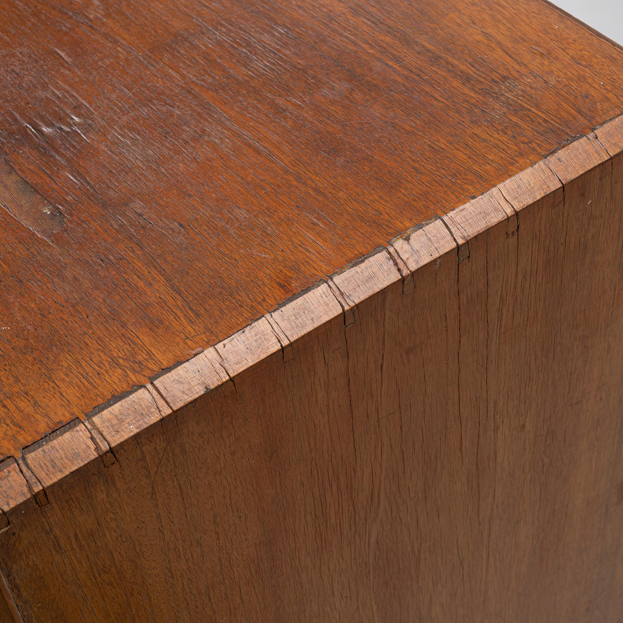 Bureau, 18th century, Sweden.
